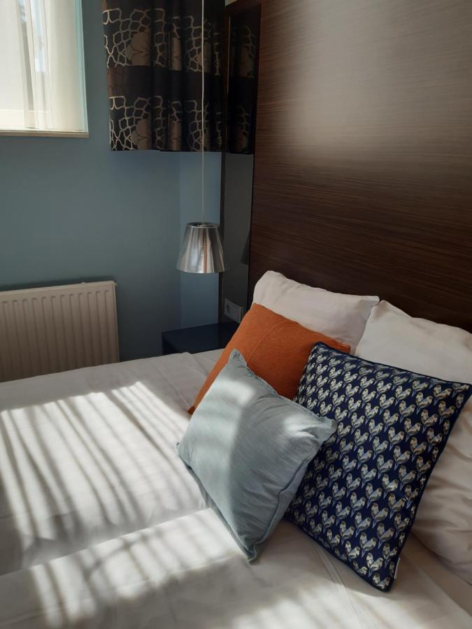 Hotel De 3*